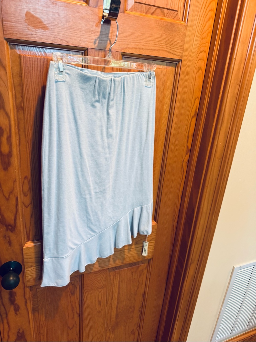 OGL KNEE LENGTH SKIRT WITH BOTTOM 
RUFFLE ASYMMETRICAL NWT